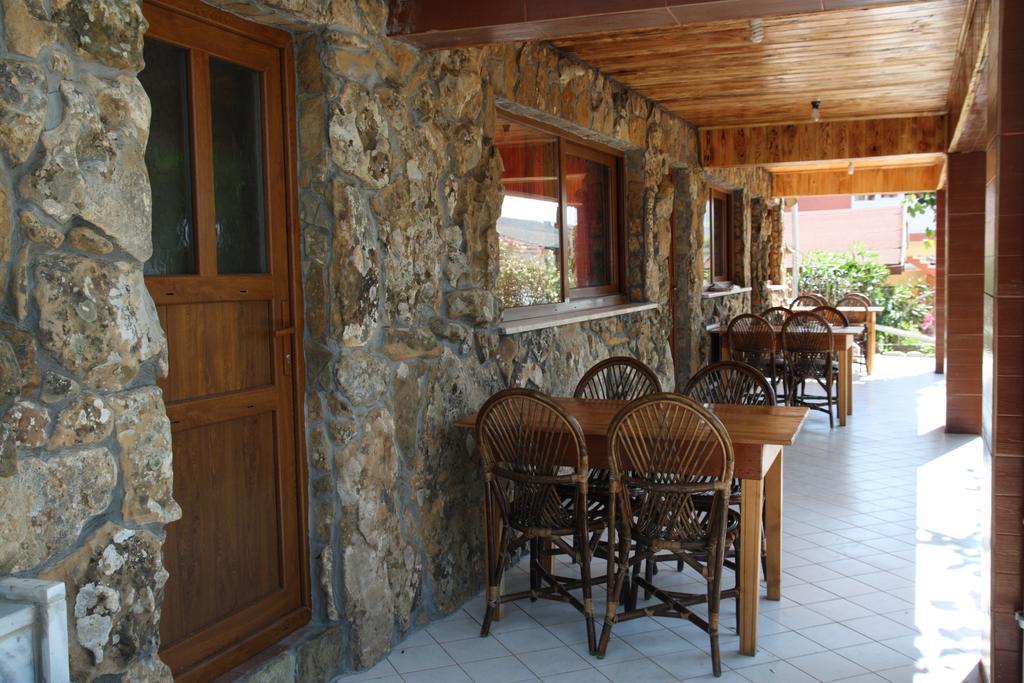 Uysallar Koy Evi İmroz Rom bilde